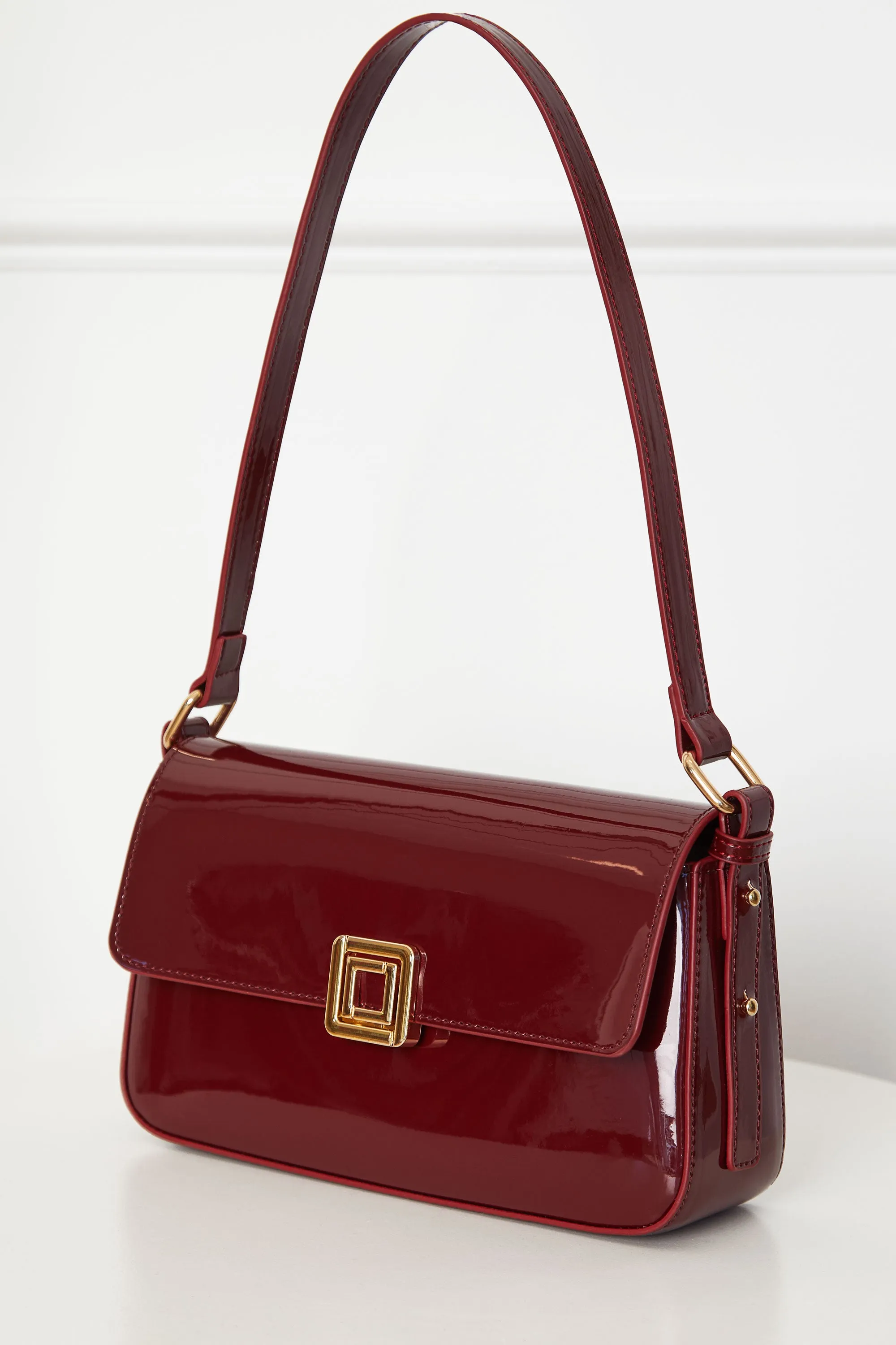 Arelie Burgundy Purse