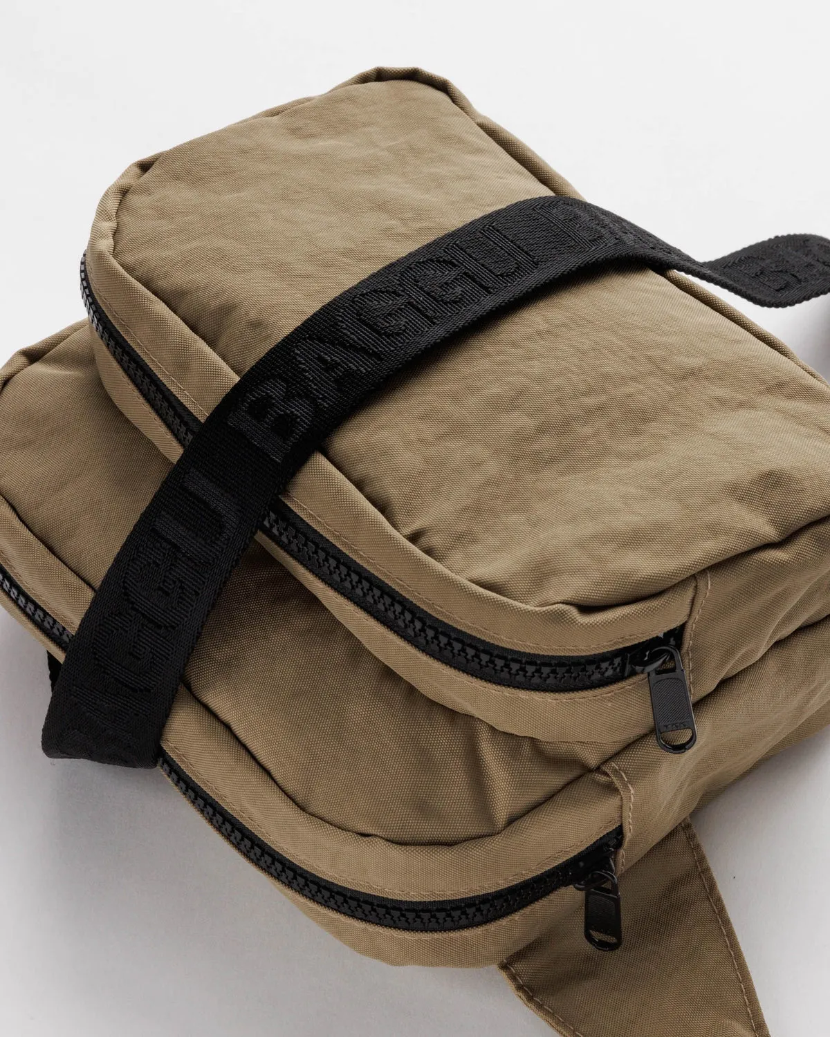 Baggu Fanny Pack - Dark Khaki