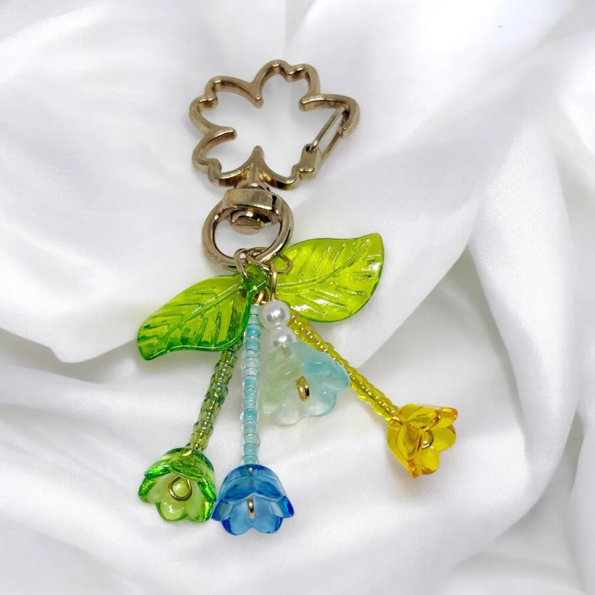 Beaded flowers bag charm | key chain | golden chain with flowers and leaf