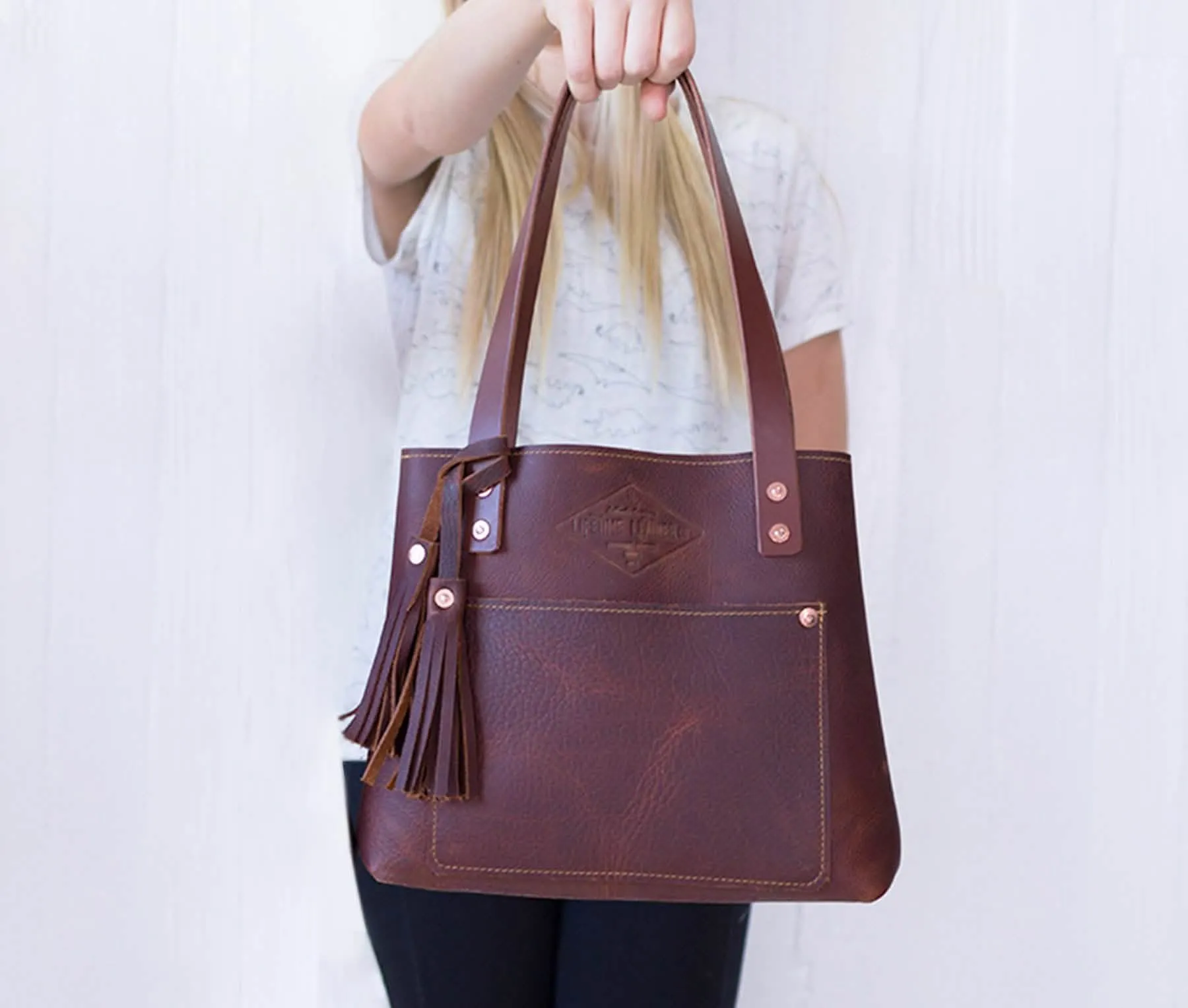 Chic Pebble Leather Compact Tote