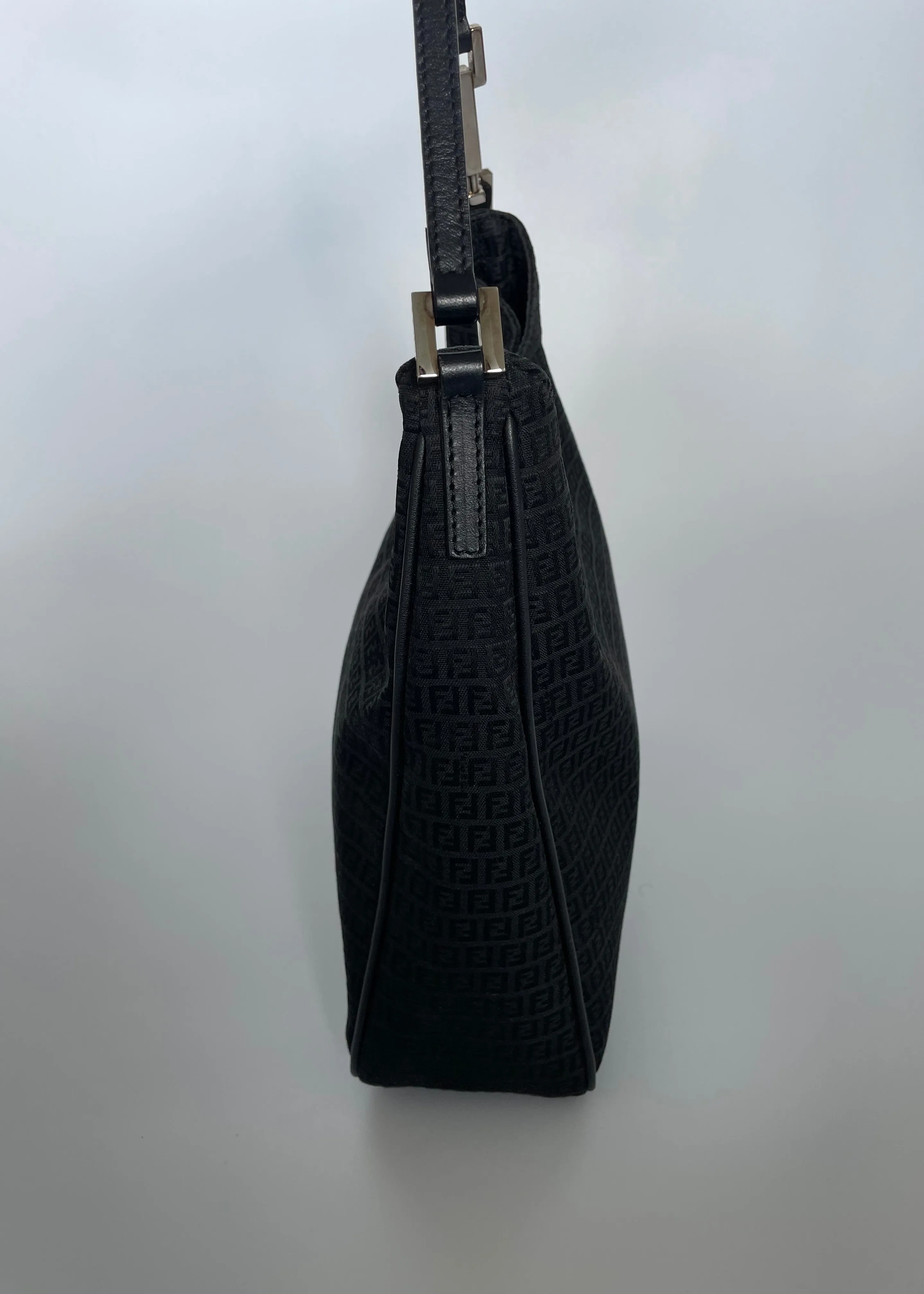 FENDI | ZUCCHINO SHOULDER BAG | BLACK