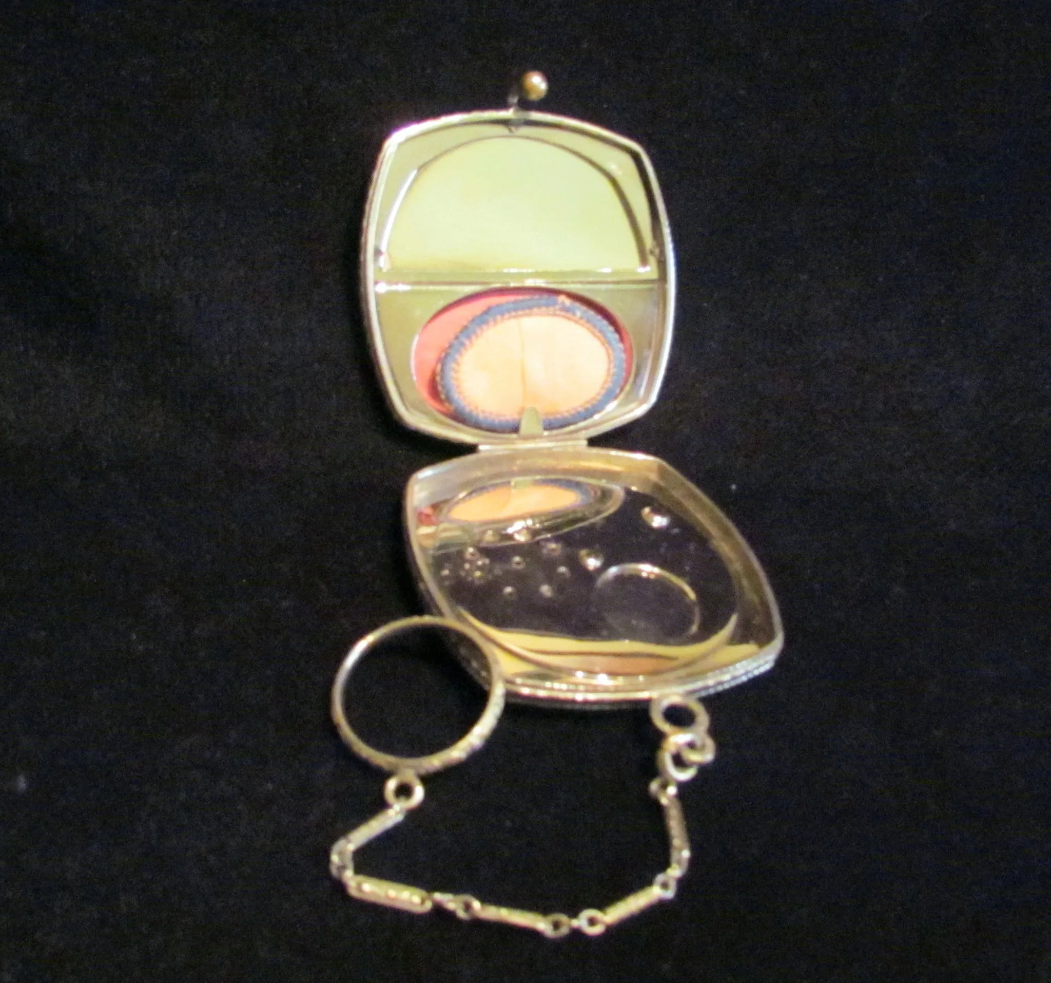 Finberg Guilloche Compact Finger Ring Purse Silver FMCO Dance Purse