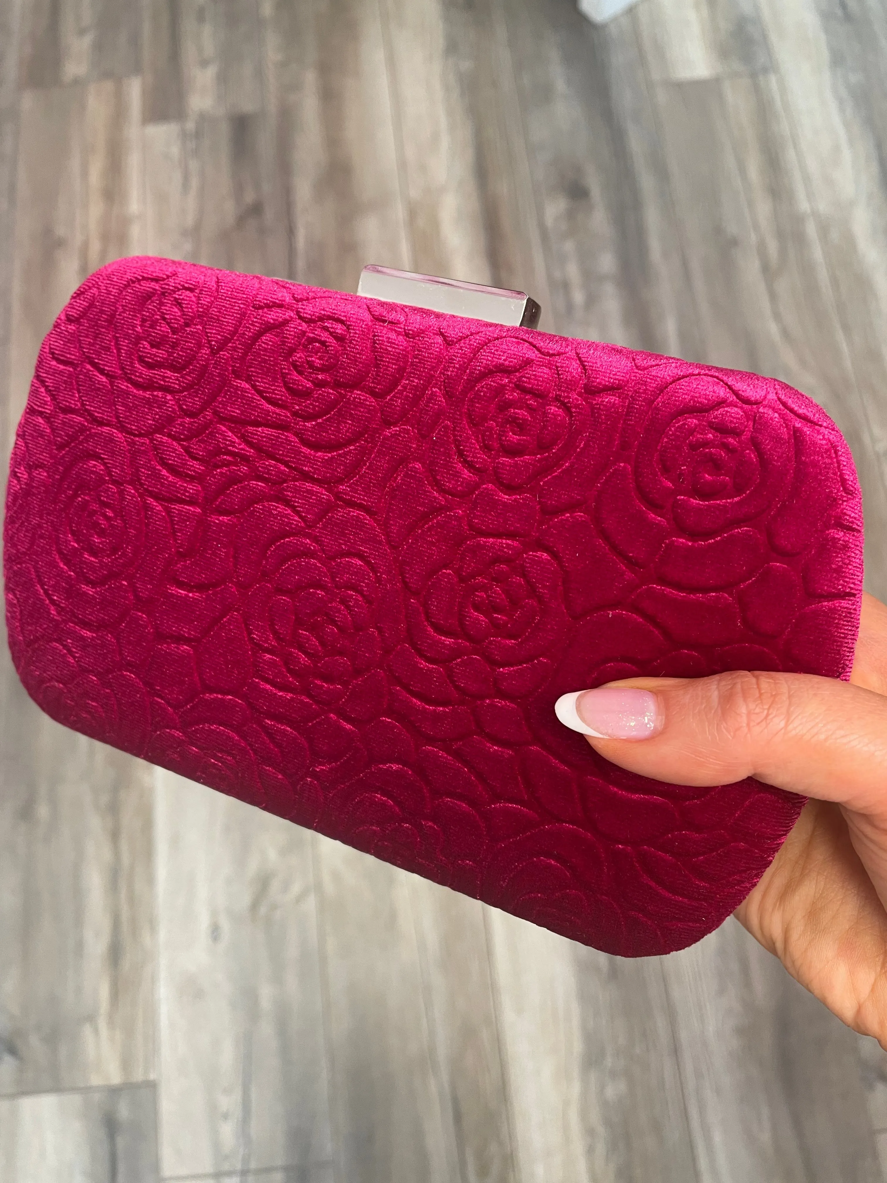 Ivy Embossed Velvet Clutch (4 colours)