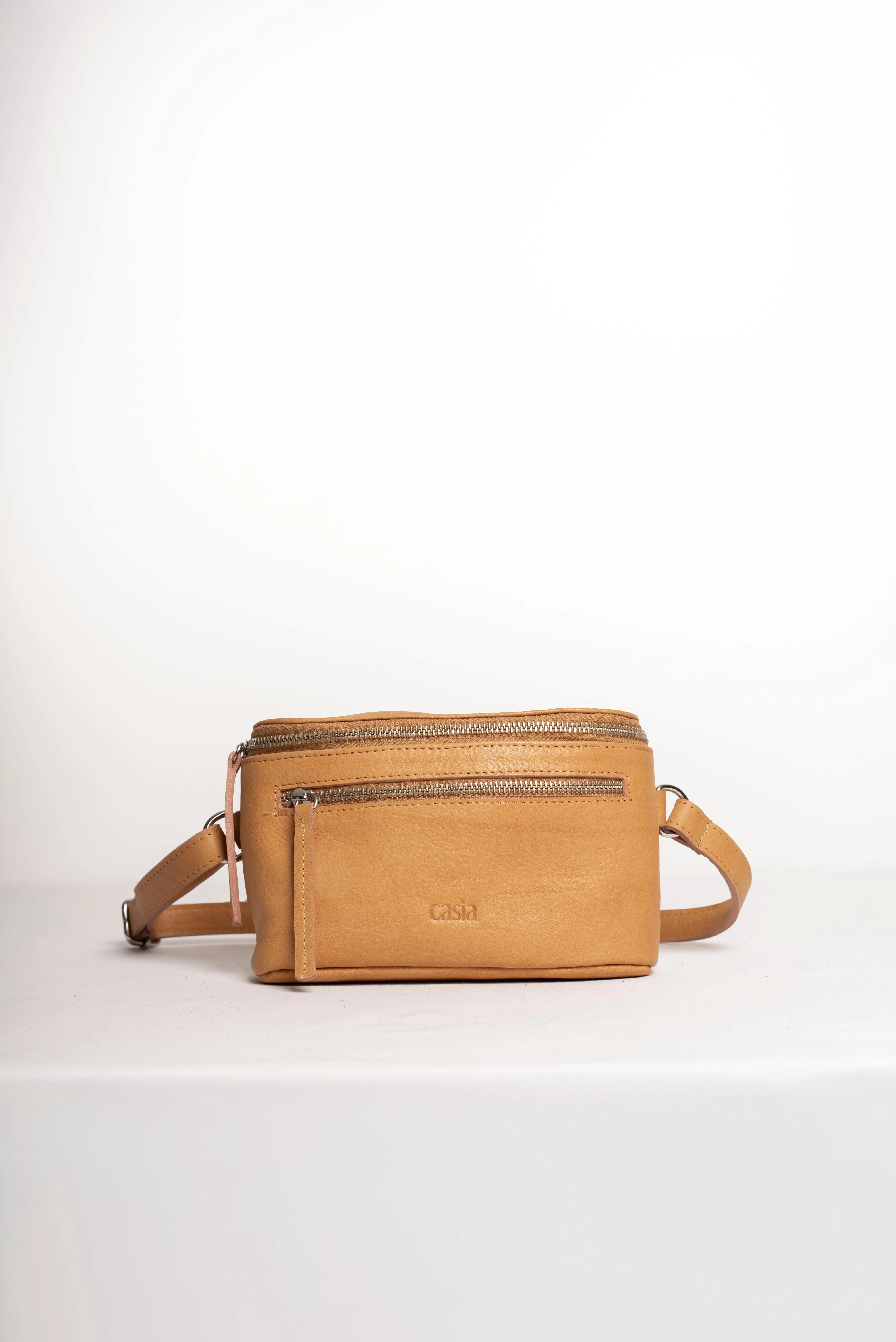 Leather fanny pack - Monte