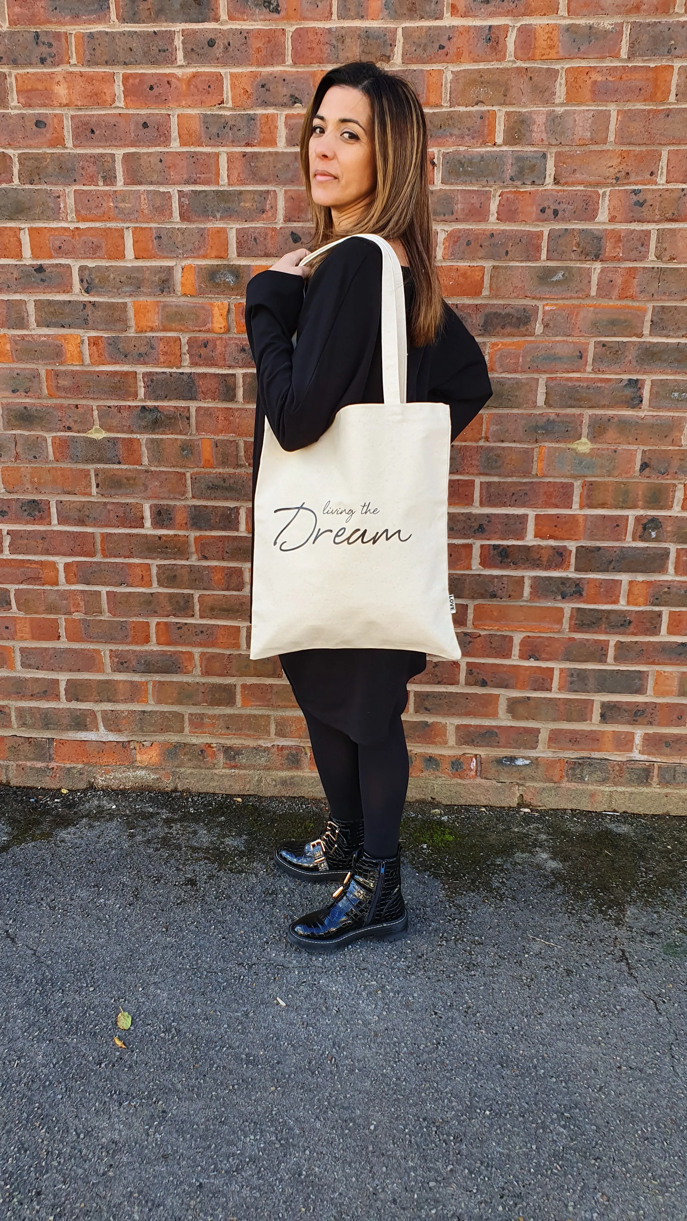 Living The Dream Script Tote Bag In Cream