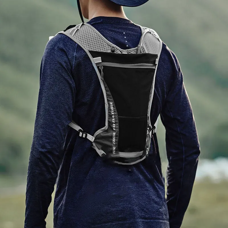 Men Solid Color Ultra-light 5L Cycling Backpack Outdoor SportsHiking Camping Jacket Sports Vest