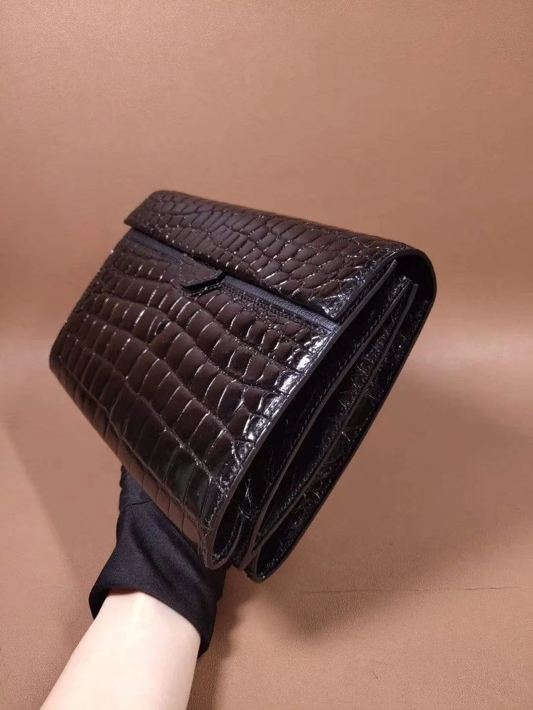 Mens Genuine Crocodile Leather High Glossy Baking Beaded Belly Leather Clutch Bag Black